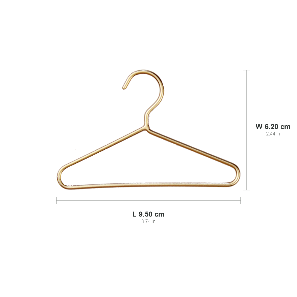 Large 1:6 metal doll clothes hanger dimension chart showing W 9.50 cm and H 6.20 cm with inch conversions