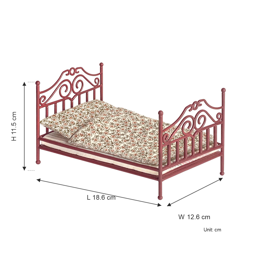 White 1:12 scale dollhouse antique bed size chart showing 18.6 x 12.6 x 11.5 cm dimensions
