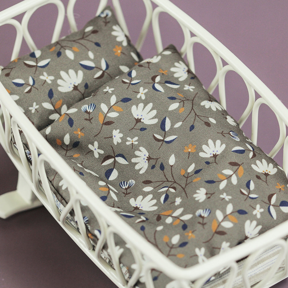 Baby's Cradle Dollhouse-Brown 1/6 Scale for 1/12 Dolls Dollhouse Miniature