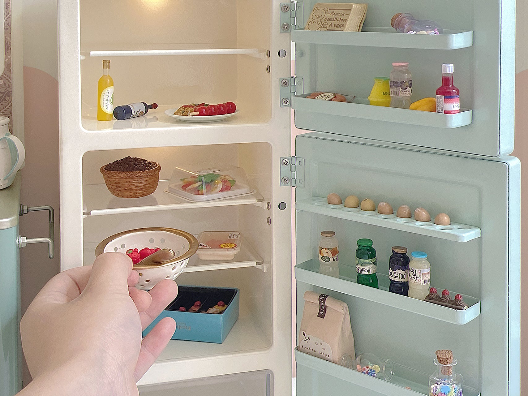 1:6 Mint Green Lighted Metal Dollhouse Refrigerator | Aizulhomey