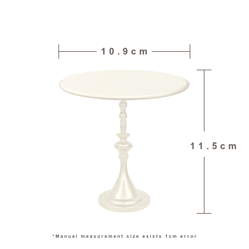 Vintage-style gold metal dollhouse furniture for miniature cafe, patio and boutique styling