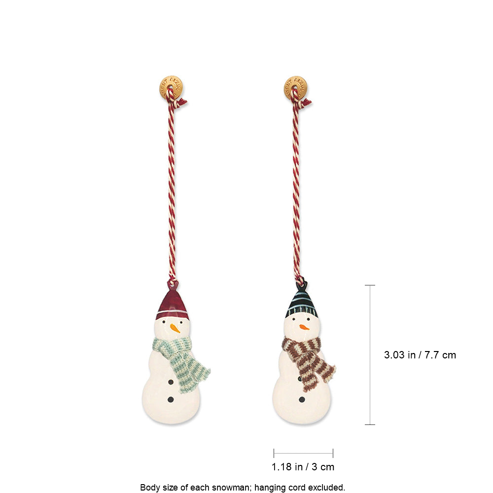 Snowman Christmas ornament size chart made from the main product photo, showing the red-hat snowman with a pale green patterned scarf and black-hat snowman with a brown patterned scarf; each metal body is 3 cm wide and 7.7 cm tall, excluding the cord